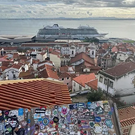 Alfama Authentic Lägenhet