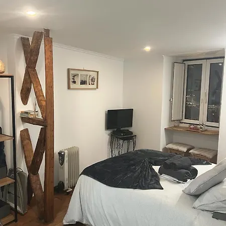 Alfama Authentic Apartment Lisbon